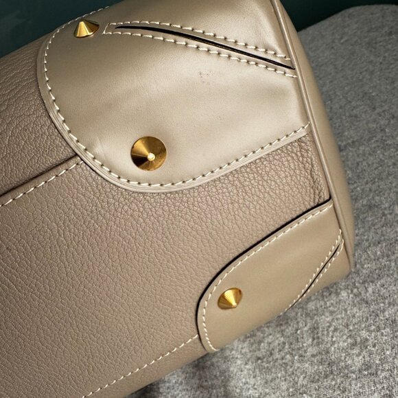 Purse by Louis Vuitton - Picture 8 of 16